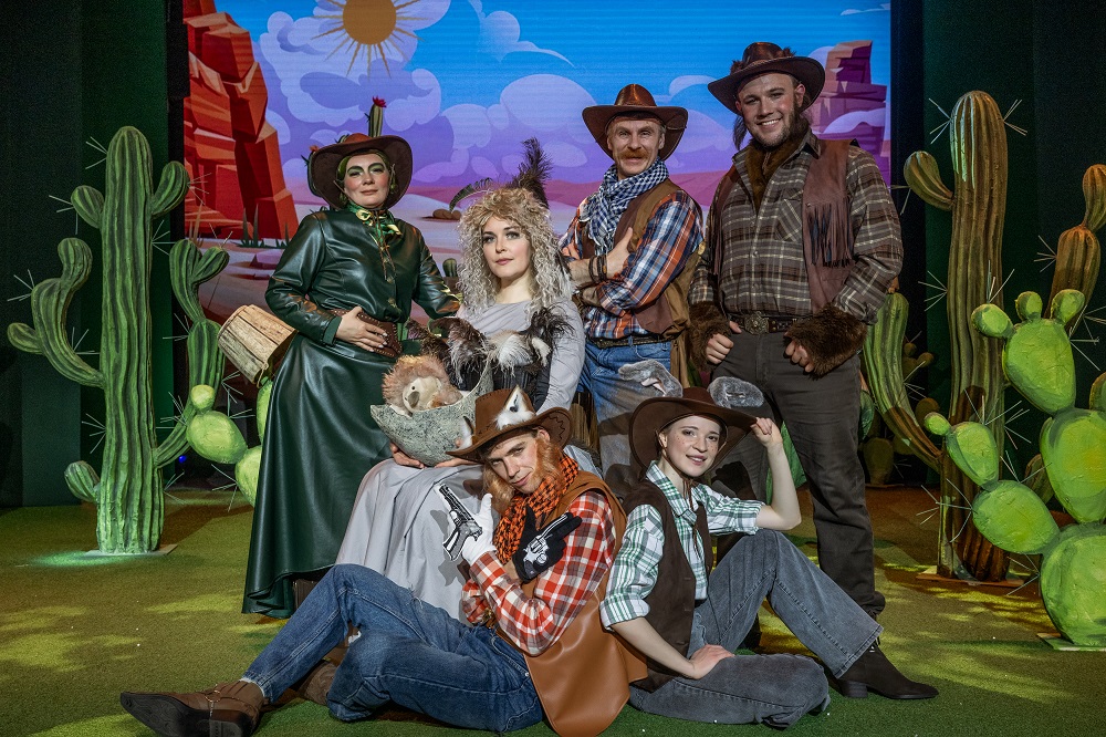 Ушастый озорник против хитрого лиса